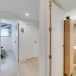 Modern Unit 5 Mins Walk To Historical דירה מאלגה