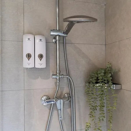 Modern Unit 5 Mins Walk To Historical * Màlaga
