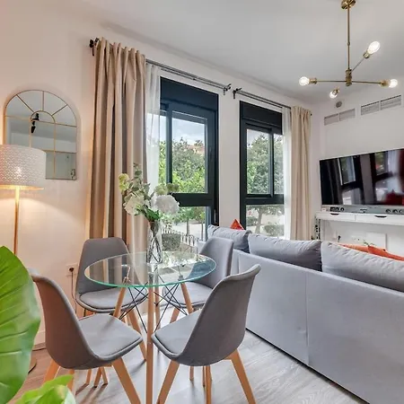 Modern Unit 5 Mins Walk To Historical Màlaga